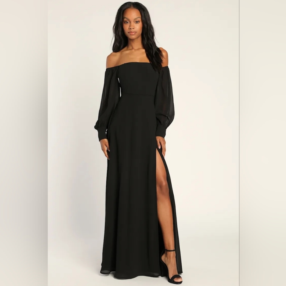 Lulu's Black Feel The Romance Off-Shoulder Maxi Dress Long Sleeve NWT Medium